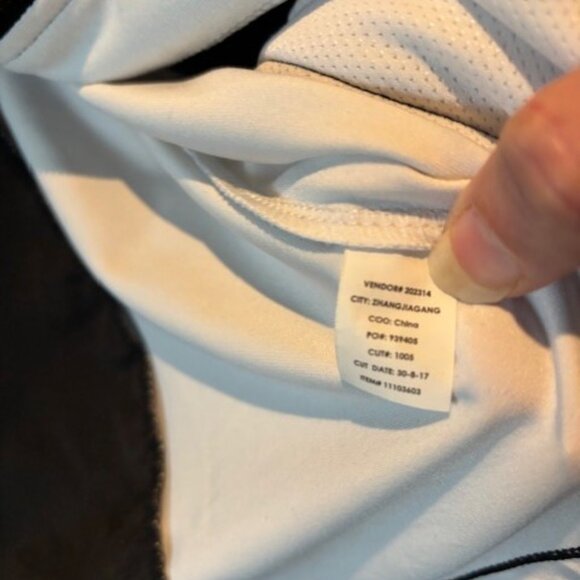 Disney Tim Burton's Zip Long Sleeve M Nightmare Goth Halloween Colorblock Street - Picture 9 of 10